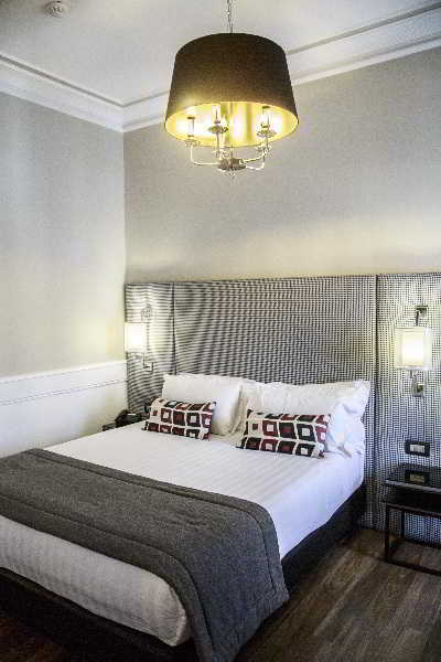 The Independent Gasthuis 4*
