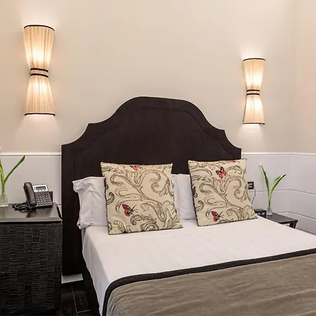 The Independent Suites Rome Exterior photo