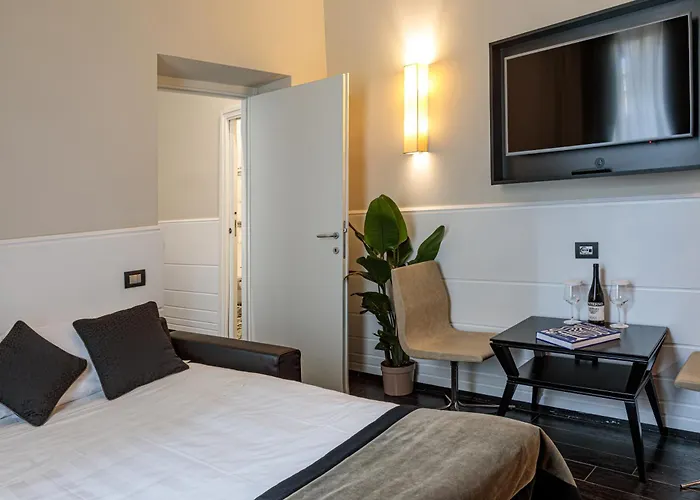 The Independent Suites