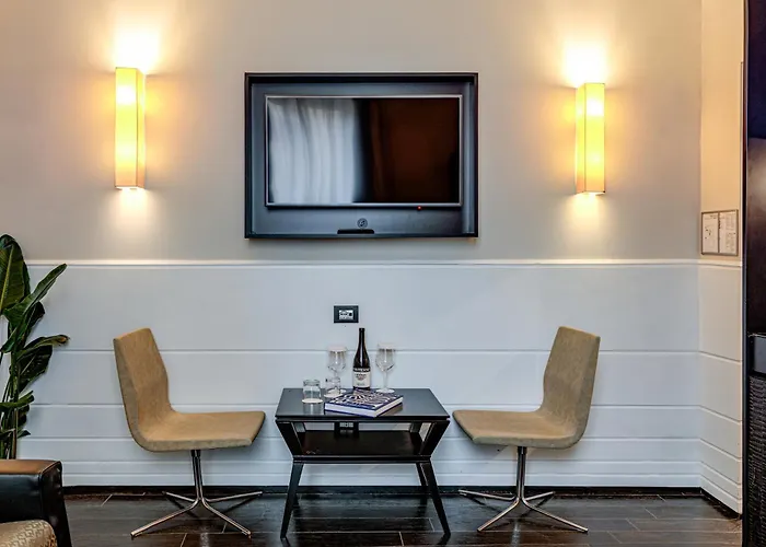 The Independent Suites